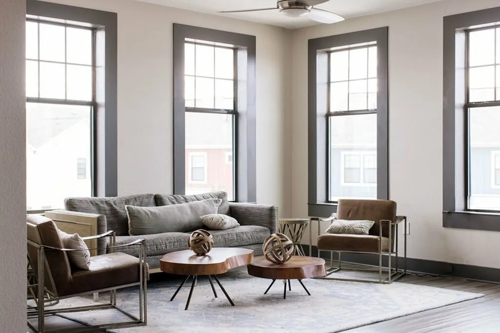 the heights comfy lounge area